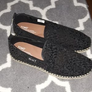 Toms size 11